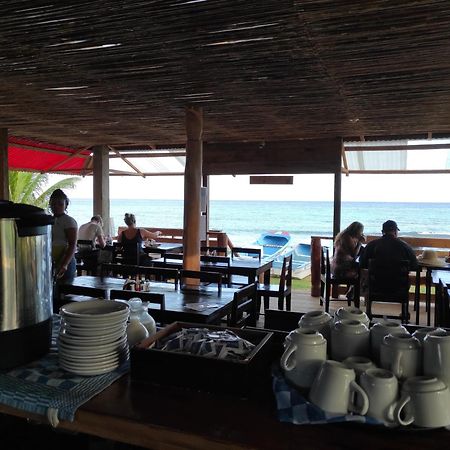 Paraiso Beach Hotel Brig Bay Dış mekan fotoğraf